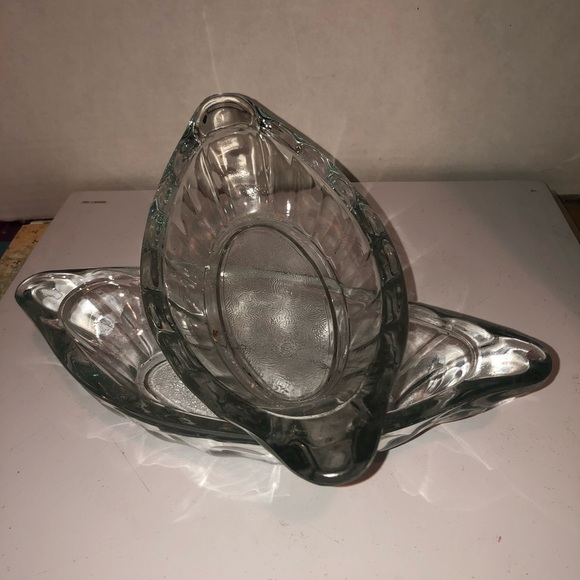 Elegant Clear Glass Libby’s banana split dishes, also use for corn on the cob. - Picture 6 of 6